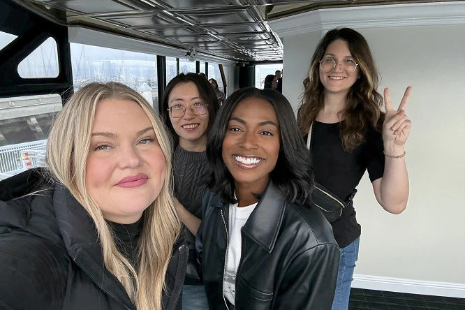 harbor-yacht-with-amber-jade